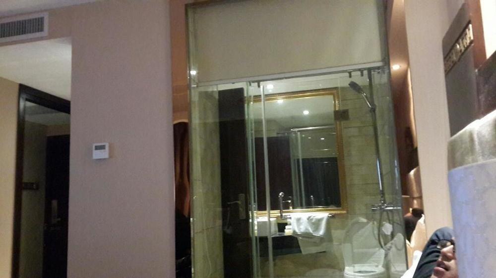 Guilin Golden Crown International Hotel Bagian luar foto