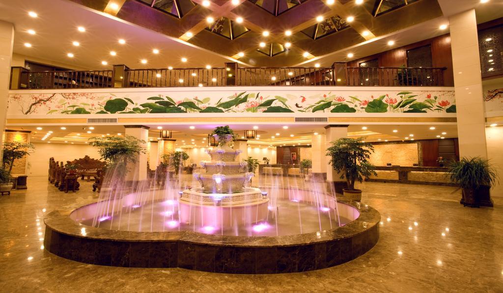Guilin Golden Crown International Hotel Bagian luar foto